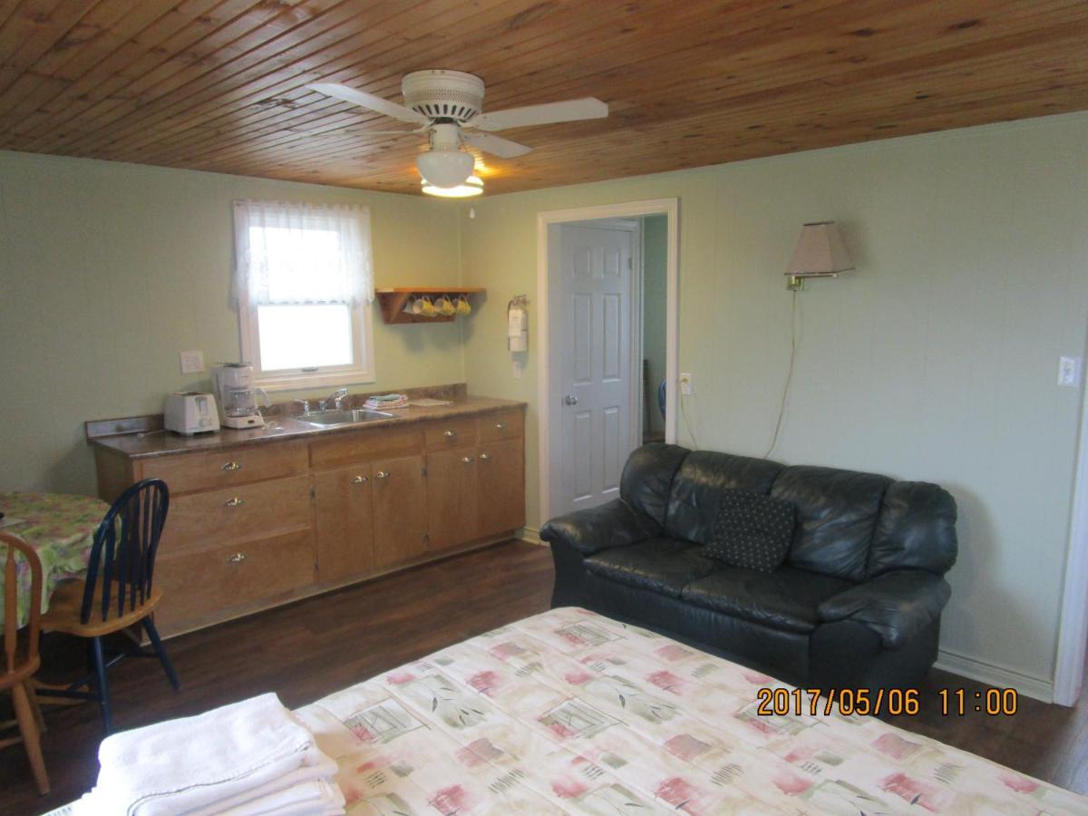 Sea'Scape Cottages Bayfield ภายนอก รูปภาพ