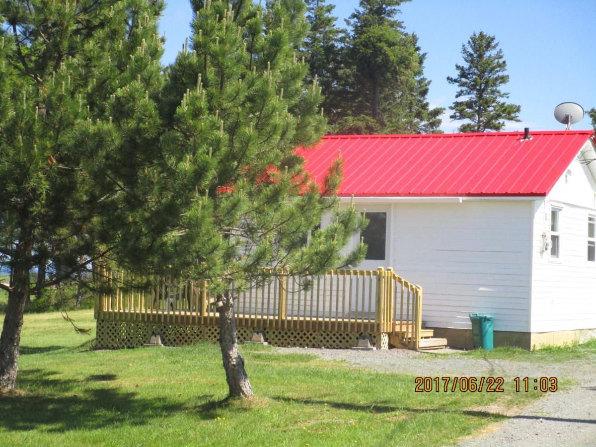 Sea'Scape Cottages Bayfield ภายนอก รูปภาพ