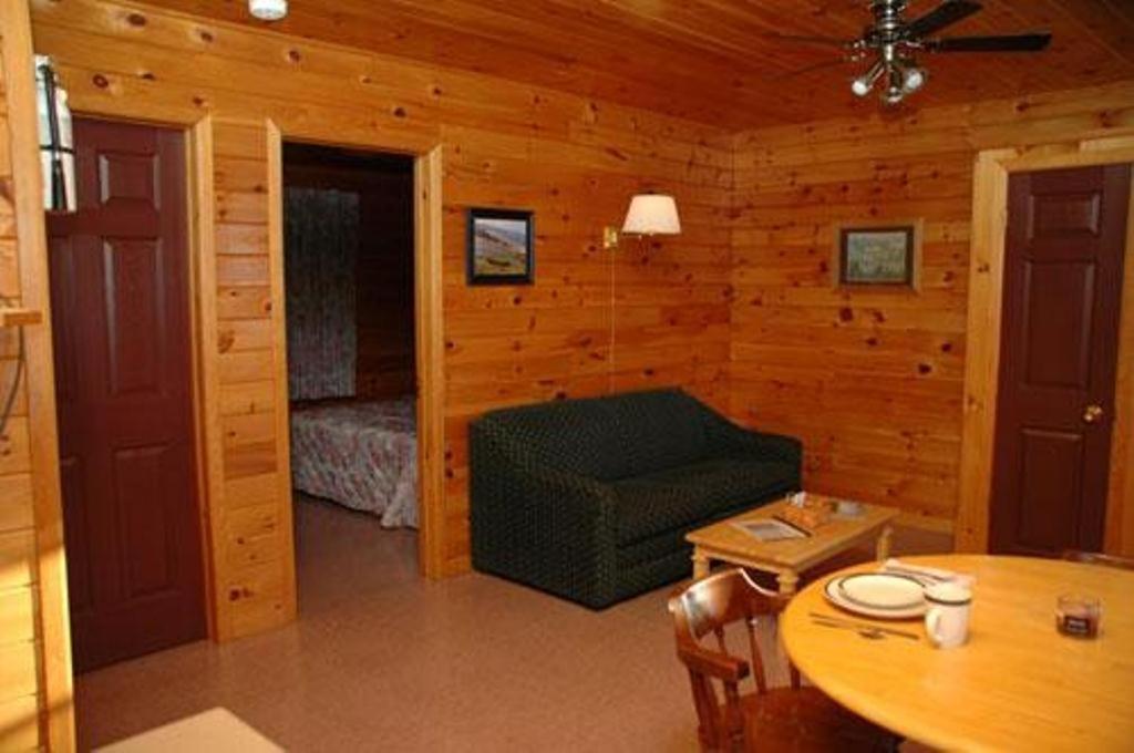 Sea'Scape Cottages Bayfield ภายนอก รูปภาพ